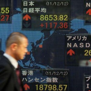 C’è un altro ‘fiscal cliff’ in Giappone