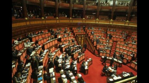 Elezioni, il Senato approva il decreto firme