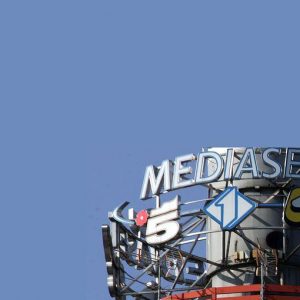 Diritti tv, è duello Sky-Mediaset