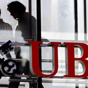 Banche: volano gli utili di Ubs, Barclays affossata dall’Africa