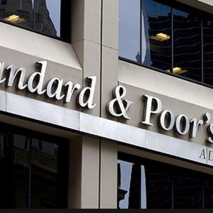 Standard & Poor’s conferma il rating della Francia ma boccia la Russia