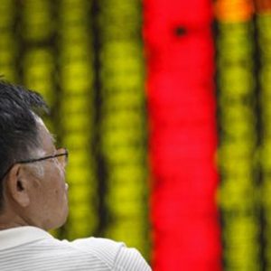 Asia: mercati in calo, tra declino azionario Usa e attesa dati cinesi