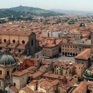 Nomisma e Philip Morris: la città italiana con più richiesta di laureati? Bologna