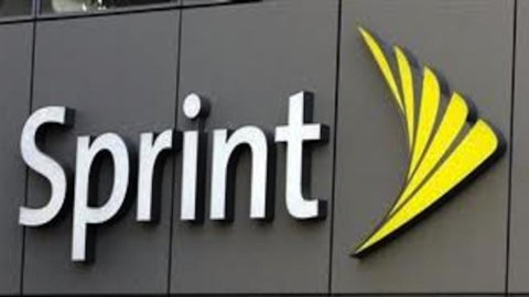 Sprint: accordo da 32 miliardi per fusione con T-Mobile