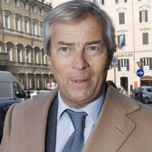 Telecom Italia, Vivendi chiede 4 consiglieri nel board nell’assemblea del 15 dicembre