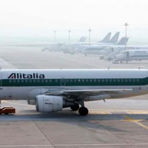 Alitalia: Cigs e Naspi per 1.300 lavoratori, la proposta del Governo