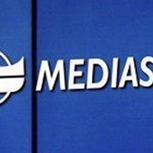 Borsa, Mediaset vola su possibile accordo con Tim