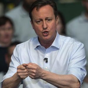Gran Bretagna al voto: testa a testa Cameron-Miliband, rischio ingovernabilità