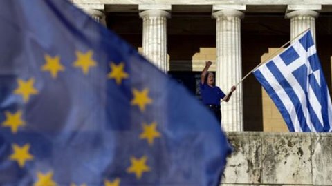 Eurogruppo rinvia risposta alla Grecia a mercoledì mattina