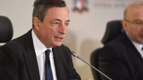 Banche, Draghi: “Servono nuove regole per gli Npl”