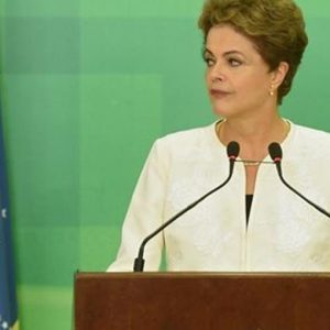 Brasile oggi al voto, testa a testa Roussef-Silva