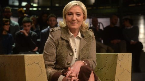 Francia, ballottaggi regionali: l’ora della verità per Le Pen. Oggi si vota