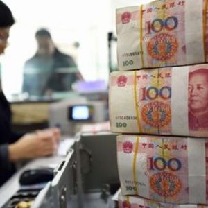 Cina: Pil +6,7%, ma raddoppiano i debiti