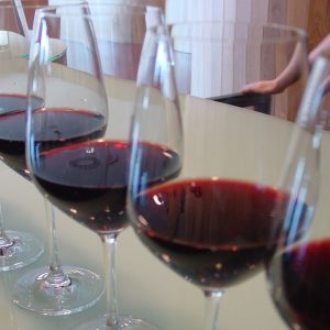 Mediobanca: investire nel vino è meglio che in Borsa