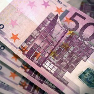 Banconota da 500 euro: la Bce la manda in pensione