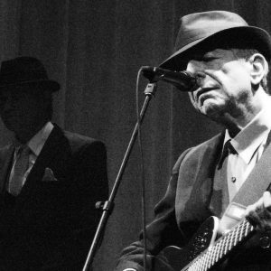 Addio a Leonard Cohen, il poeta della musica