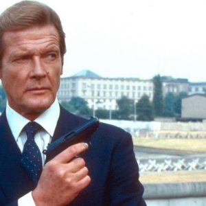Morto Roger Moore: fu 7 volte James Bond